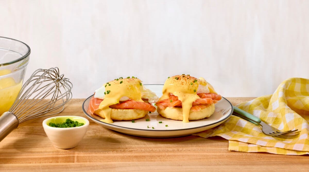 Eggs Benedict with salmon on a plate.