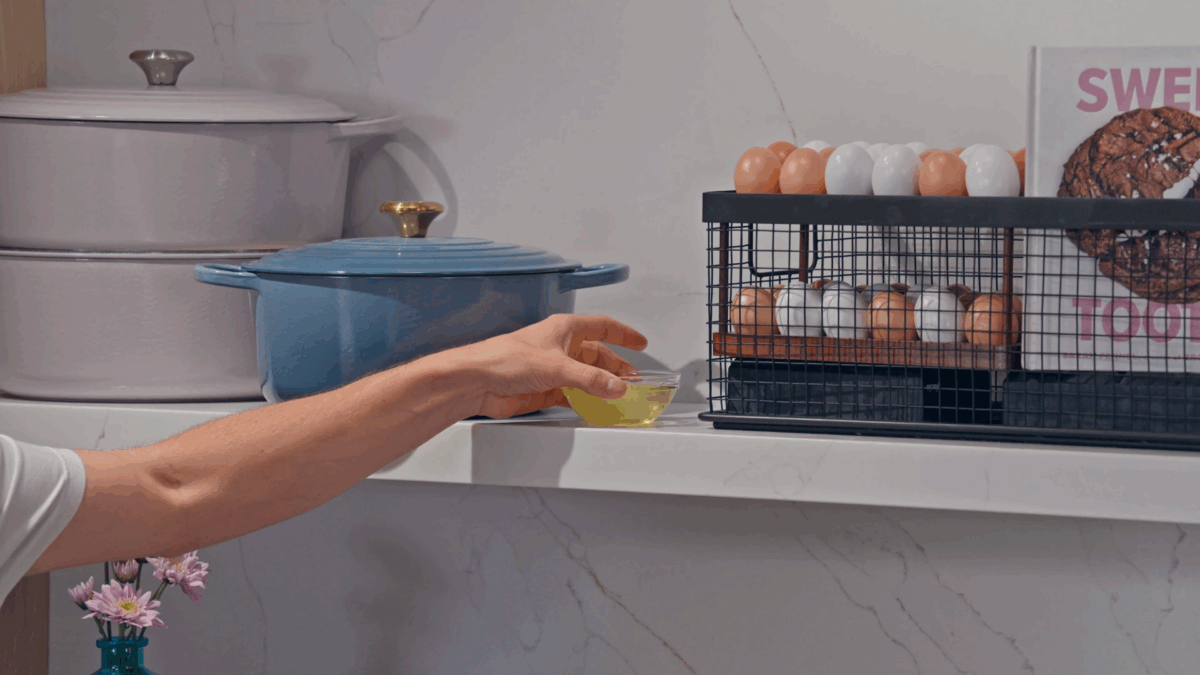 Nick DiGiovanni resting egg whites at room temperature. 