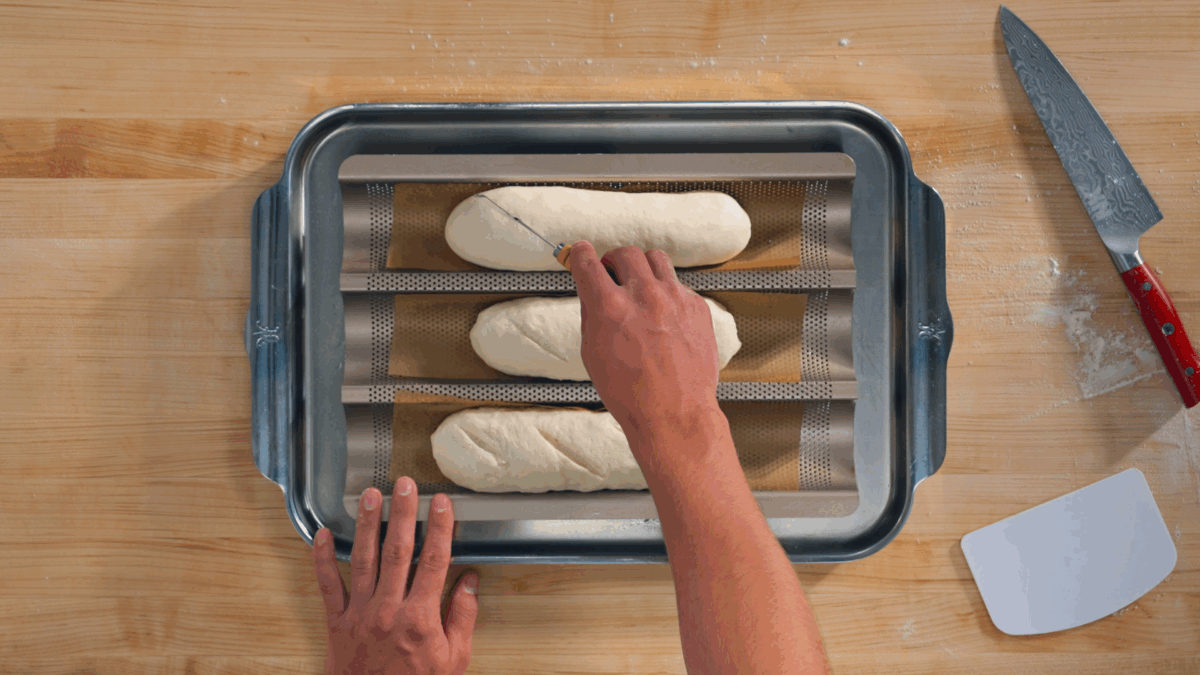 Nick DiGiovanni scoring three bahn mi baguettes.